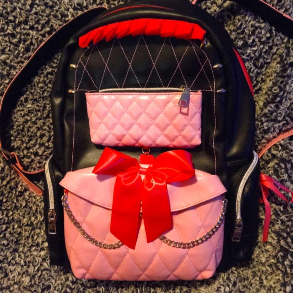 Gorgeous leather backpack